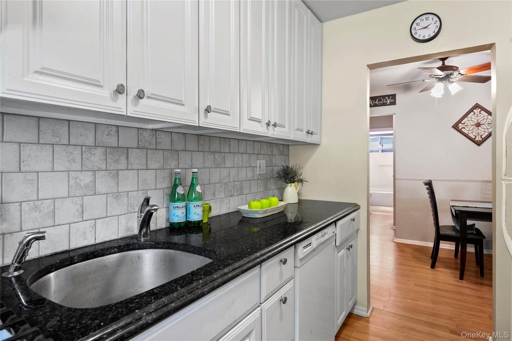12 Manor House Drive G16, Dobbs Ferry, NY 10522 — photo 4