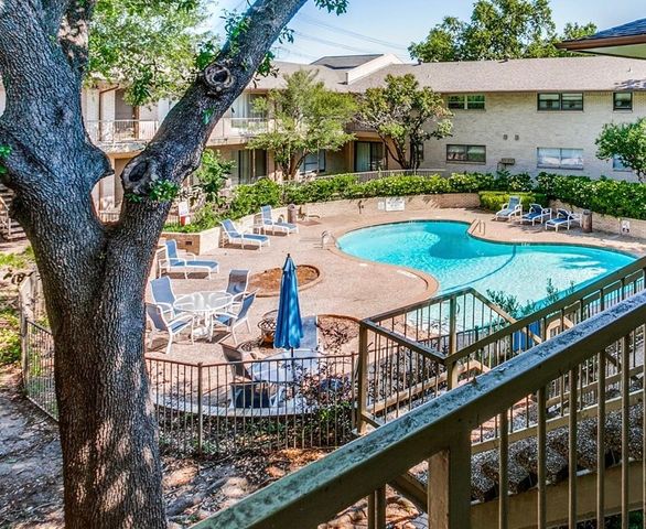 11110 Valleydale Drive B, Dallas, TX 75230