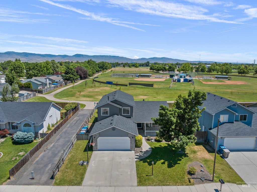 5174 N Rothmans Ave, Boise, ID 83713
