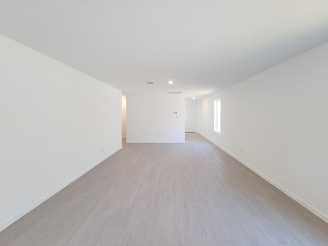 1519 Gardenia Blossom Land, Crosby, TX 77532