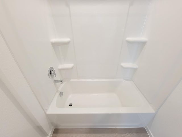 1519 Gardenia Blossom Land, Crosby, TX 77532