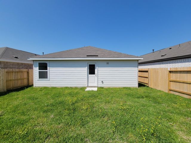 1519 Gardenia Blossom Land, Crosby, TX 77532