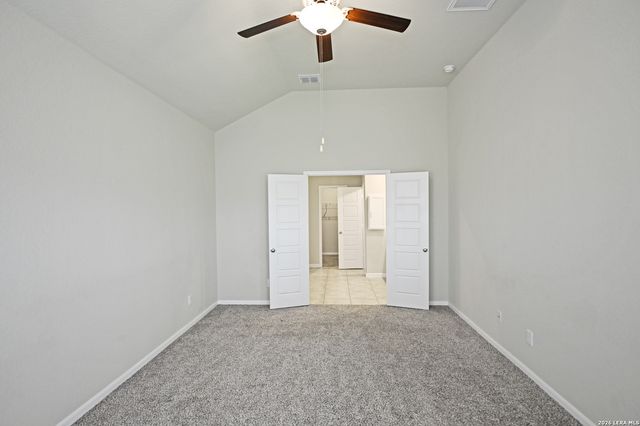 1149 AMBER LK, Seguin, TX 78155