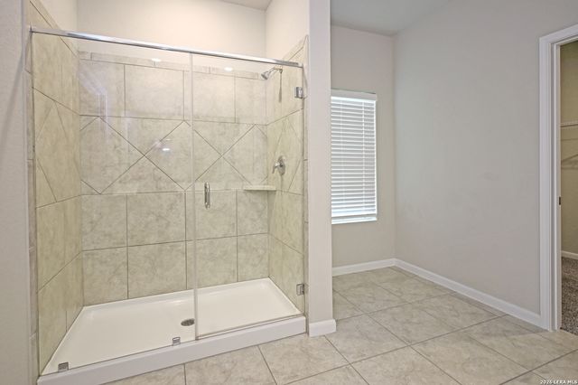 1149 AMBER LK, Seguin, TX 78155