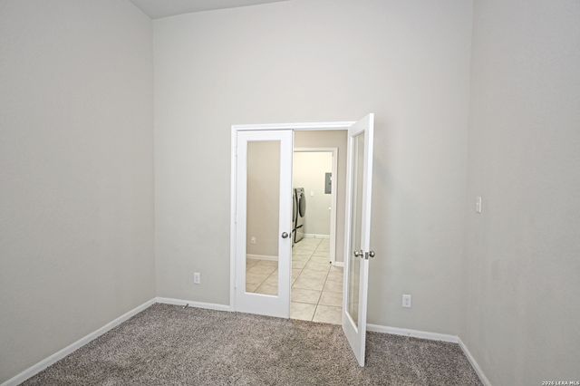 1149 AMBER LK, Seguin, TX 78155