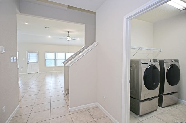 1149 AMBER LK, Seguin, TX 78155