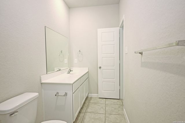 1149 AMBER LK, Seguin, TX 78155