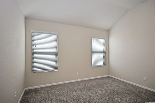 1149 AMBER LK, Seguin, TX 78155