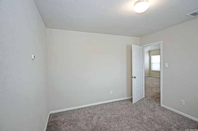 1149 AMBER LK, Seguin, TX 78155