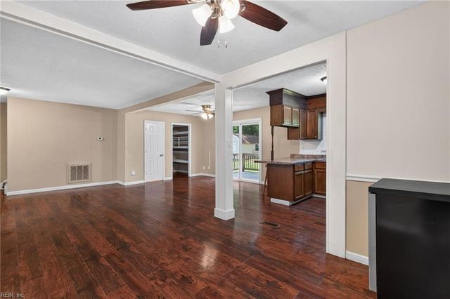 4504 Aberdeen DR, Gloucester, VA 23061