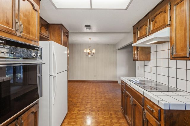2628 Turquoise Ct, Modesto, CA 95355