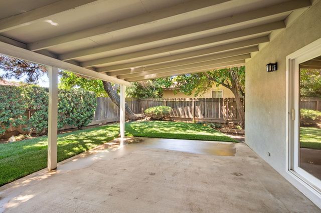 2628 Turquoise Ct, Modesto, CA 95355