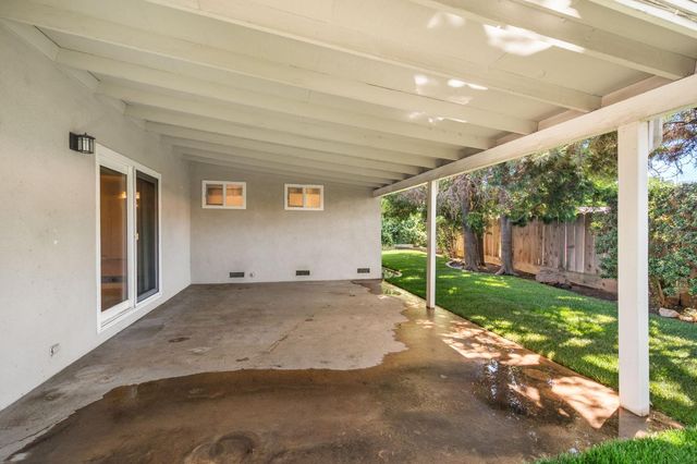 2628 Turquoise Ct, Modesto, CA 95355