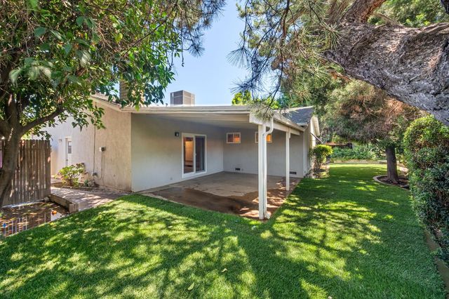 2628 Turquoise Ct, Modesto, CA 95355