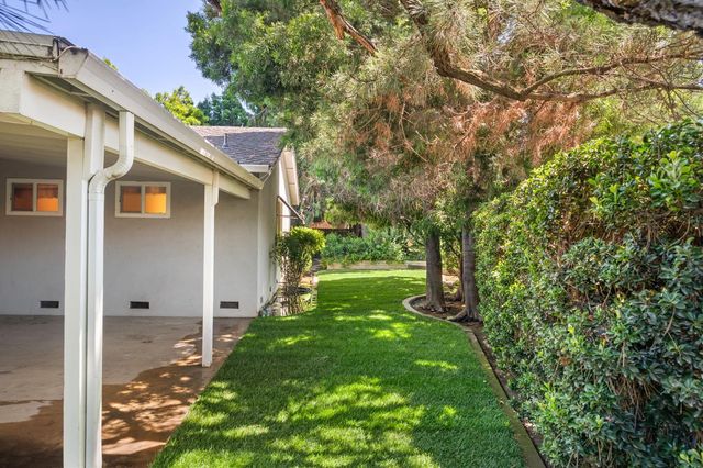 2628 Turquoise Ct, Modesto, CA 95355