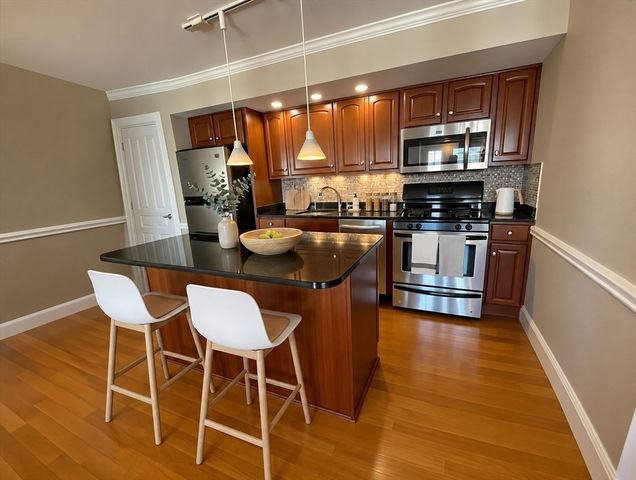 366 Dorchester Street 4, Boston, MA 02127