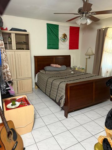 4776 Chariot Circle, Greenacres, FL 33463