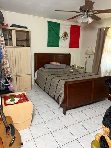 4776 Chariot Circle, Greenacres, FL 33463