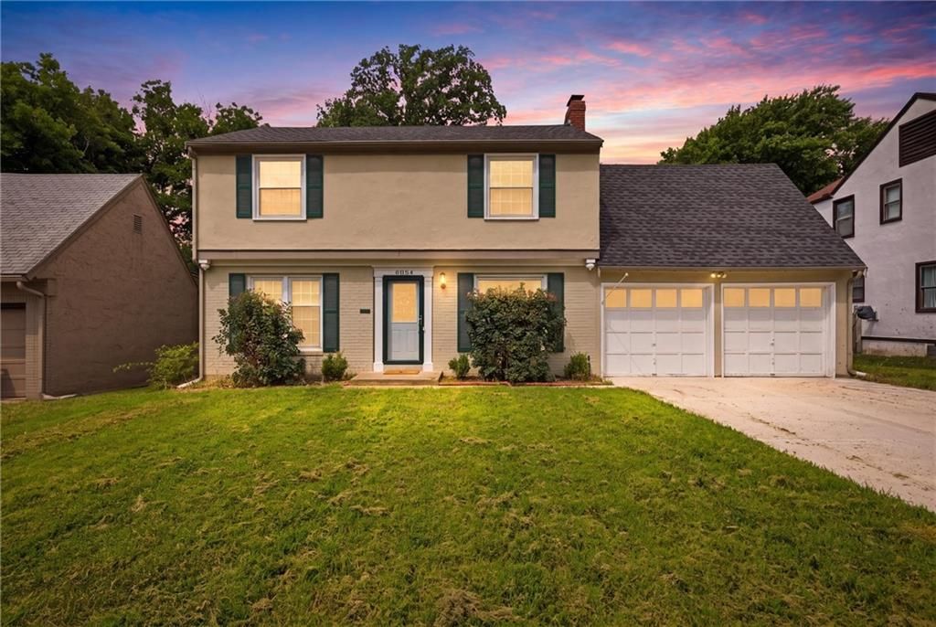 8004 Holmes Road, Kansas City, MO 64131