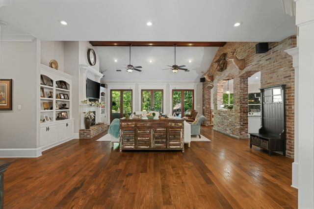 8829 US-98, Sumrall, MS 39482