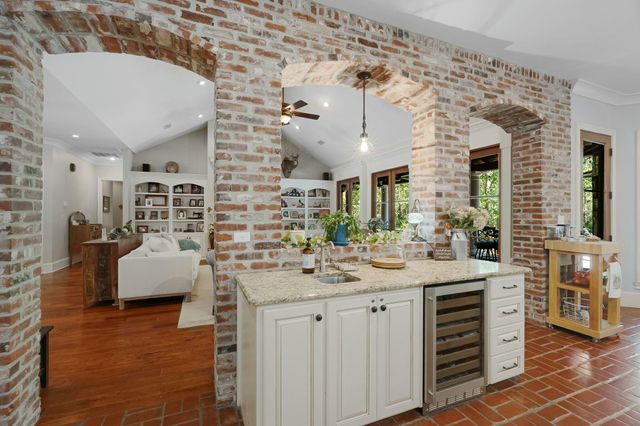 8829 US-98, Sumrall, MS 39482