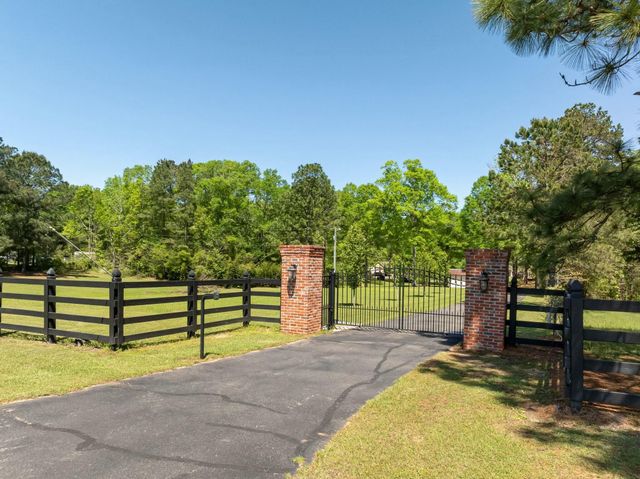 8829 US-98, Sumrall, MS 39482