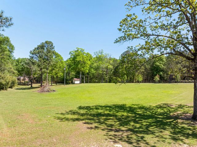 8829 US-98, Sumrall, MS 39482