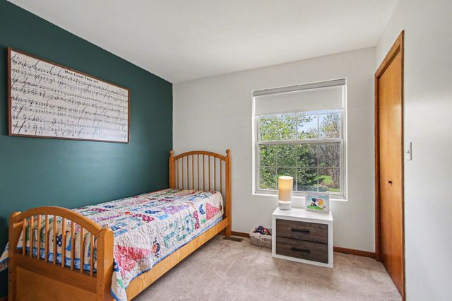 1123 Waverly Road, Chesterton, IN 46304