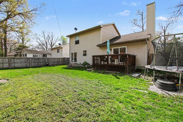 1123 Waverly Road, Chesterton, IN 46304
