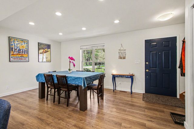 1123 Waverly Road, Chesterton, IN 46304