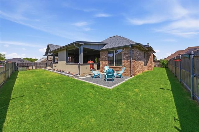9312 NW 81st Street, Yukon, OK 73099