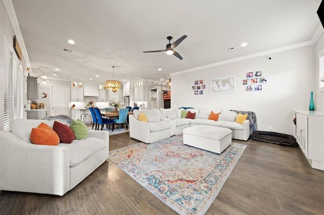 9312 NW 81st Street, Yukon, OK 73099