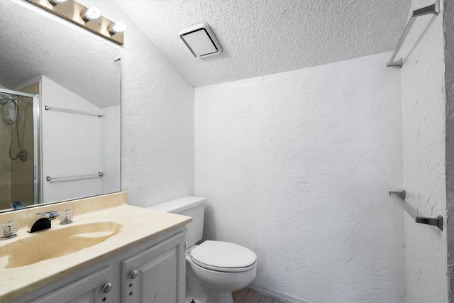 5590 Spring Valley H 203, Dallas, TX 75254