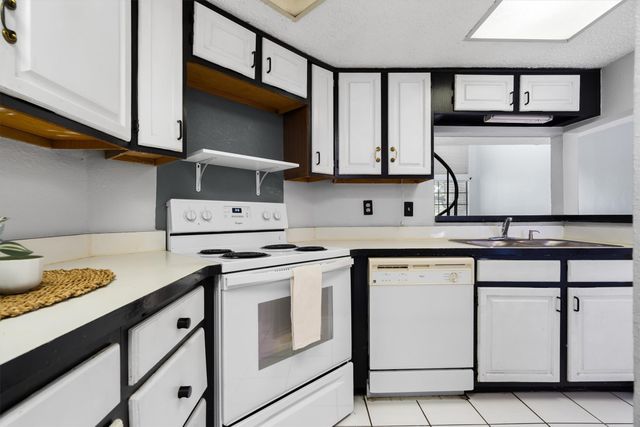 5590 Spring Valley H 203, Dallas, TX 75254