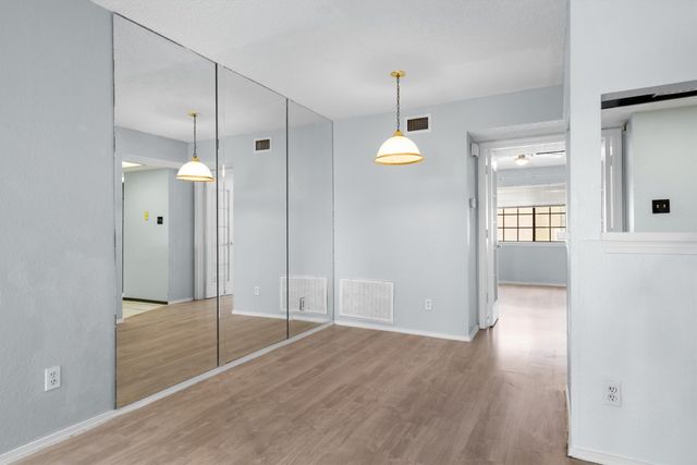 5590 Spring Valley H 203, Dallas, TX 75254