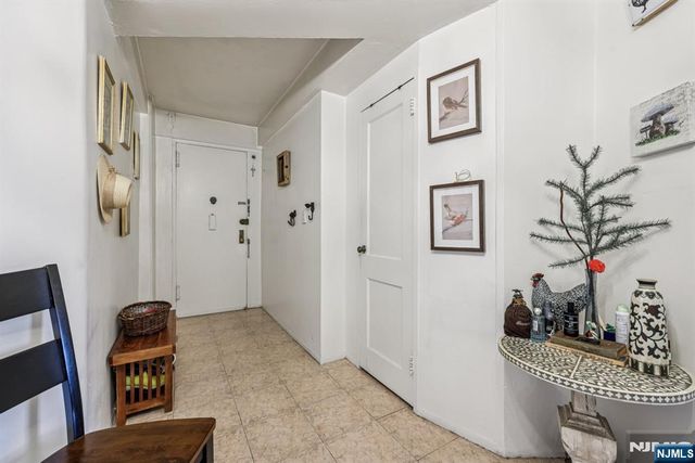 8811 Bergenline 25, North Bergen, NJ 07047