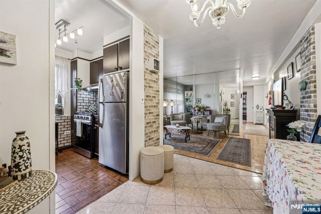 8811 Bergenline 25, North Bergen, NJ 07047