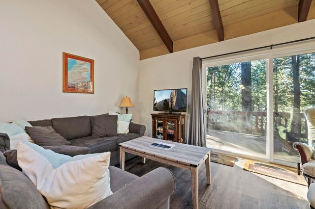 24144 Olo Win Trl, Mi Wuk Village, CA 95346