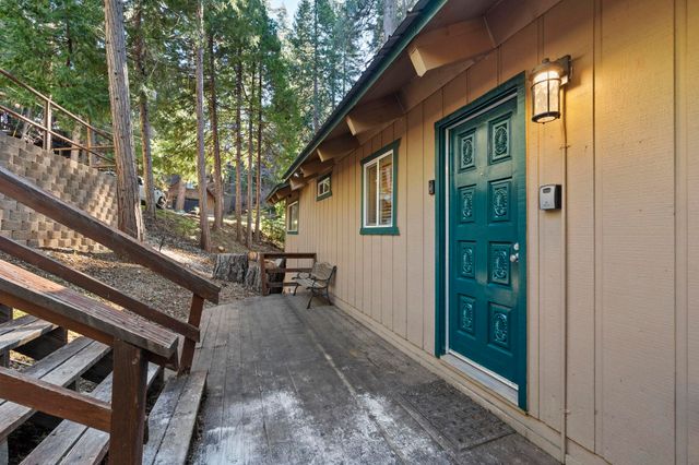 24144 Olo Win Trl, Mi Wuk Village, CA 95346