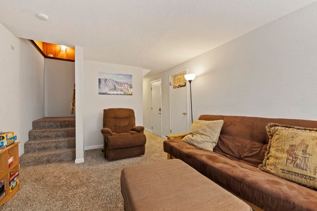 24144 Olo Win Trl, Mi Wuk Village, CA 95346