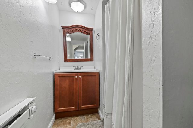 24144 Olo Win Trl, Mi Wuk Village, CA 95346