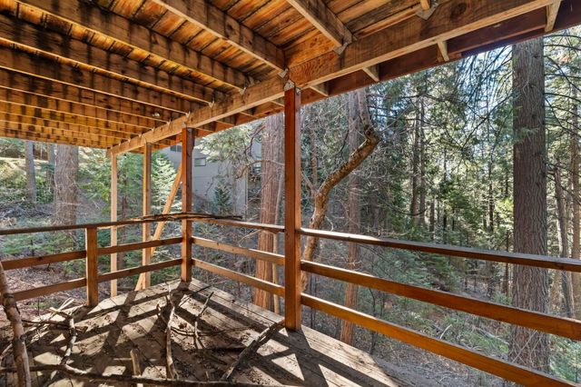 24144 Olo Win Trl, Mi Wuk Village, CA 95346