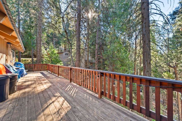 24144 Olo Win Trl, Mi Wuk Village, CA 95346