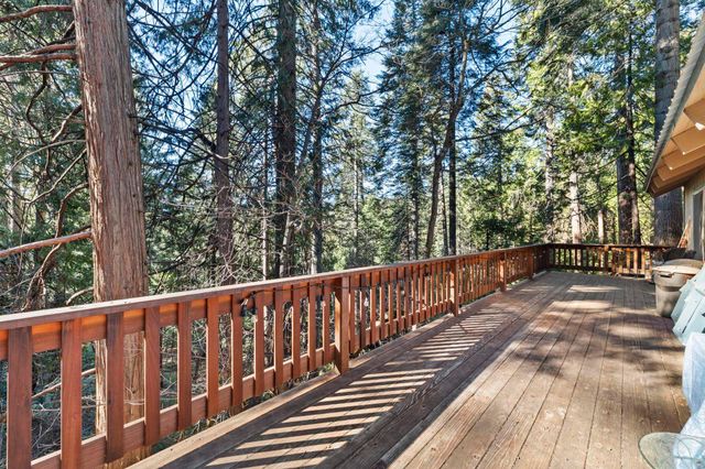 24144 Olo Win Trl, Mi Wuk Village, CA 95346