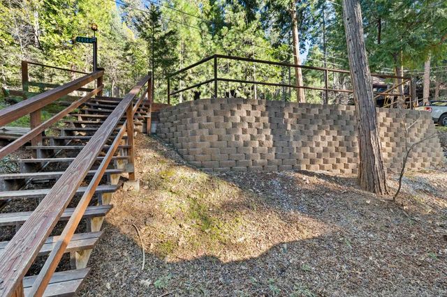 24144 Olo Win Trl, Mi Wuk Village, CA 95346