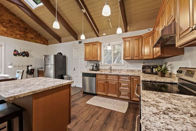 24144 Olo Win Trl, Mi Wuk Village, CA 95346