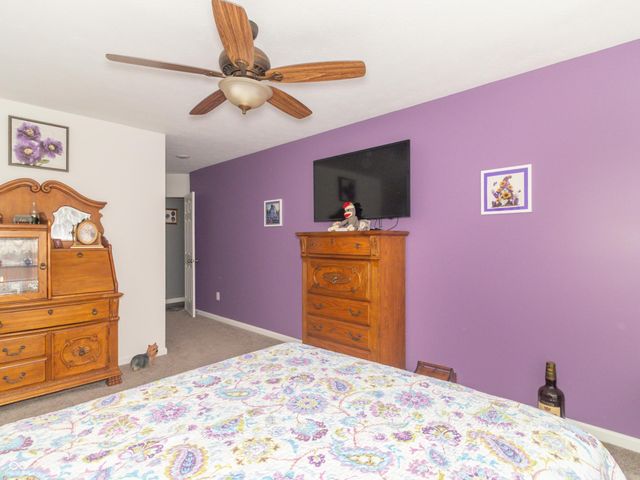 2395 Silver Spoon Drive, Greenfield, IN 46140