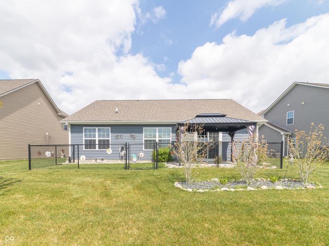 2395 Silver Spoon Drive, Greenfield, IN 46140