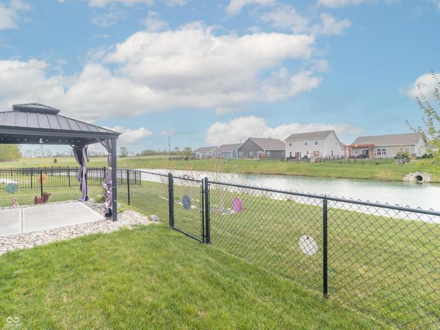 2395 Silver Spoon Drive, Greenfield, IN 46140