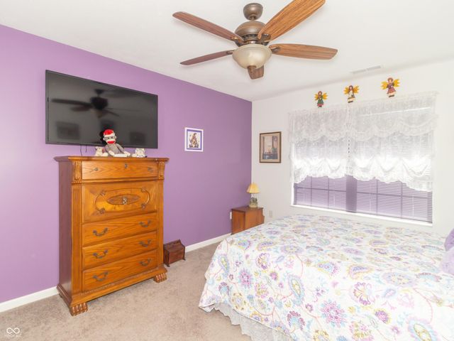 2395 Silver Spoon Drive, Greenfield, IN 46140